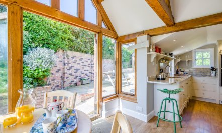 3 Bed in Lower Holbrook 2
