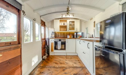 1 Bed in Melton Constable 4