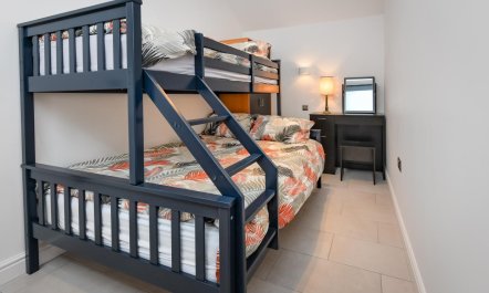 2 Bed in Bwlchtocyn 7