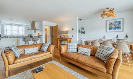 4 Bed in Saundersfoot 4