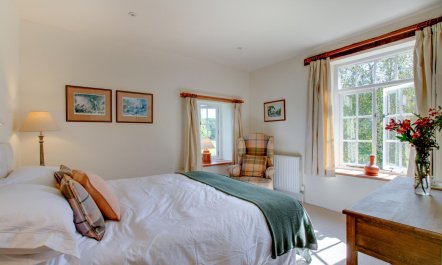 3 Bed in Carr Bank 4