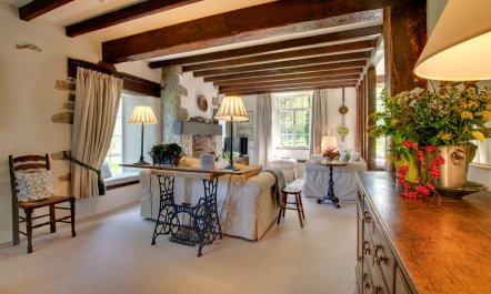 3 Bed in Carr Bank 7