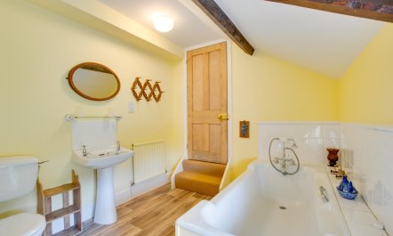 5 Bed in Llanmadoc 9