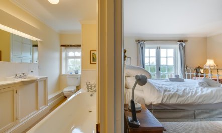 5 Bed in Llanmadoc 8