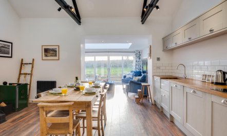 2 Bed in Christon Bank 4