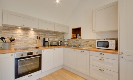 1 Bed in Porthleven 1