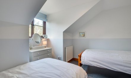 3 Bed in Gunwalloe 8