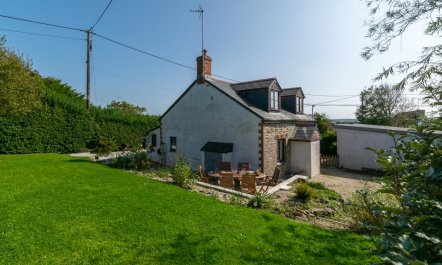 3 Bed in Gunwalloe 2