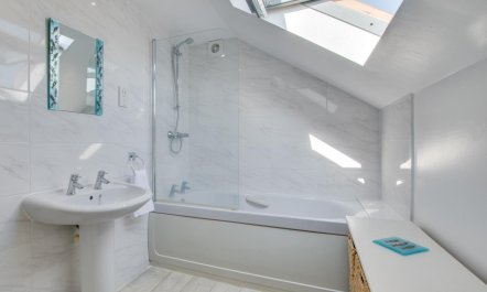 3 Bed in Gunwalloe 9