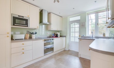 4 Bed in Southwold 2