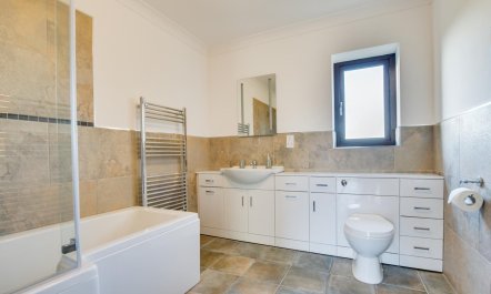 3 Bed in Llanrhidian 9