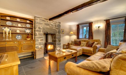 3 Bed in Machynlleth 4