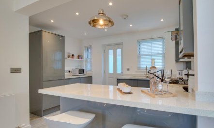 2 Bed in Weymouth 6