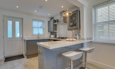 2 Bed in Weymouth 5