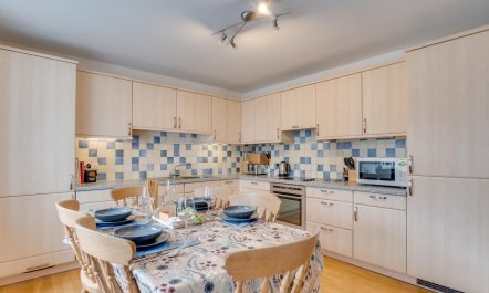 2 Bed in Bowness-on-Windermere 4