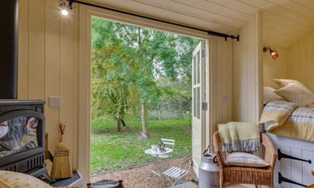 1 Bed in All Saints South Elmham 3