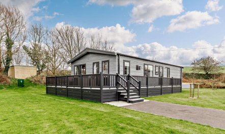 2 Bed in Lanteglos 1