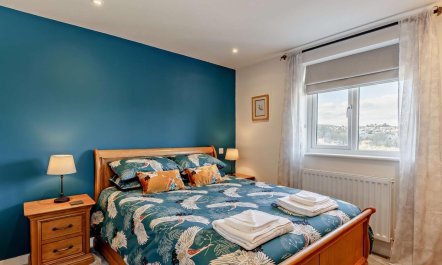 3 Bed in St. Austell 9