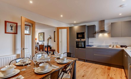 3 Bed in St. Austell 1