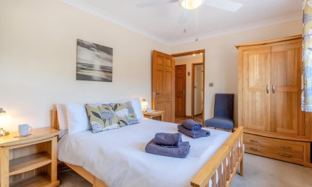 3 Bed in Walcott 5