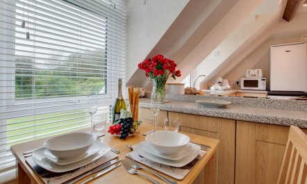 1 Bed in West Down 9