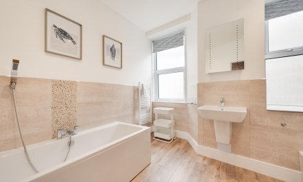 2 Bed in Kingswear 7