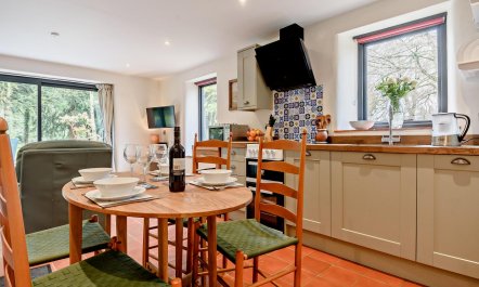 2 Bed in Ketteringham 5