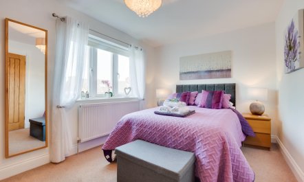 4 Bed in North Sunderland 9