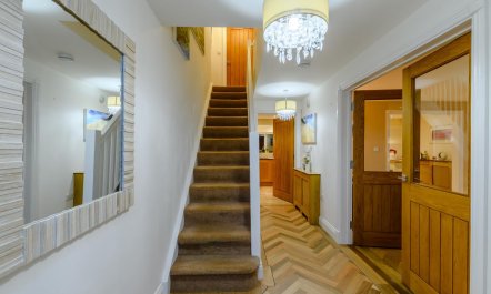 4 Bed in North Sunderland 8