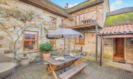 2 Bed in Hinderwell 5