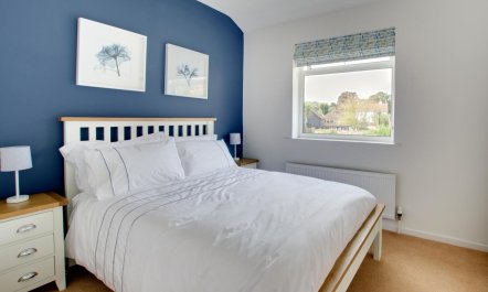 3 Bed in Woodbridge 8