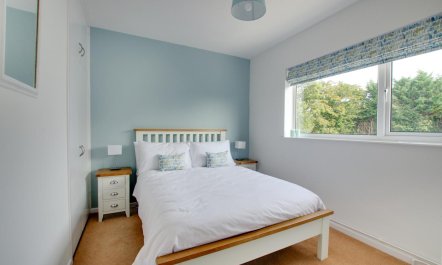 3 Bed in Woodbridge 9