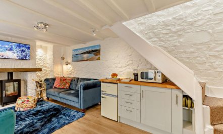 1 Bed in Appledore 4