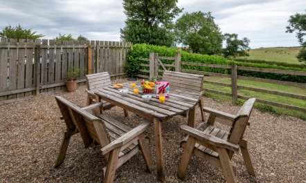 2 Bed in Fylingdales 5