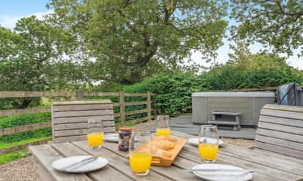 2 Bed in Fylingdales 6