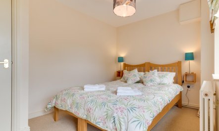 2 Bed in Fylingdales 7