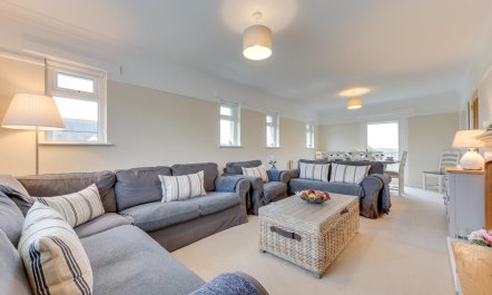 4 Bed in Langton Matravers 1