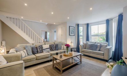6 Bed in Bacton 6