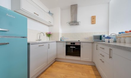 2 Bed in Caswell Bay 2