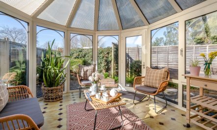 3 Bed in Stratford St. Andrew 1