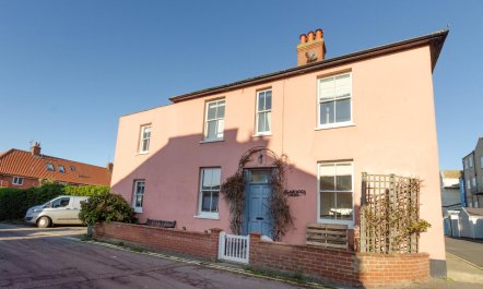 2 Bed in Aldeburgh 4