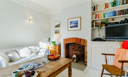 2 Bed in Aldeburgh 7