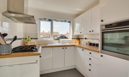 3 Bed in Sheringham 8