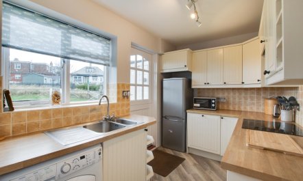 3 Bed in Beadnell 6
