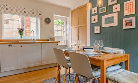 2 Bed in Overstrand 6