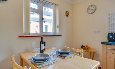 1 Bed in Robeston Wathen 6