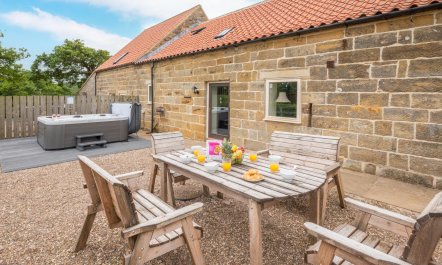 3 Bed in Fylingdales 5