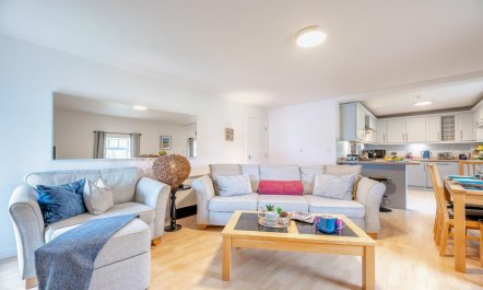 3 Bed in Waren Mill 1