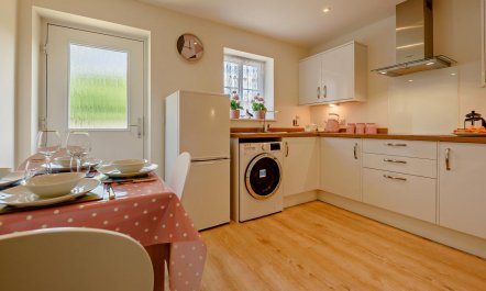 2 Bed in Templeton 8