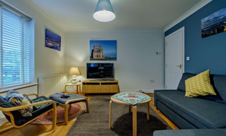 1 Bed in Whitby 1